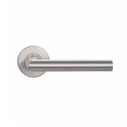 Manilla tubular Morrigan de acero inoxidable para puertas con Roseta Redonda